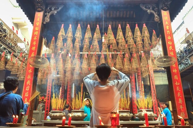 Ho Chi Minh City Full Day Tours - Cao Dai Temple and Cu Chi: The 1926 Site That Adds Color and Context