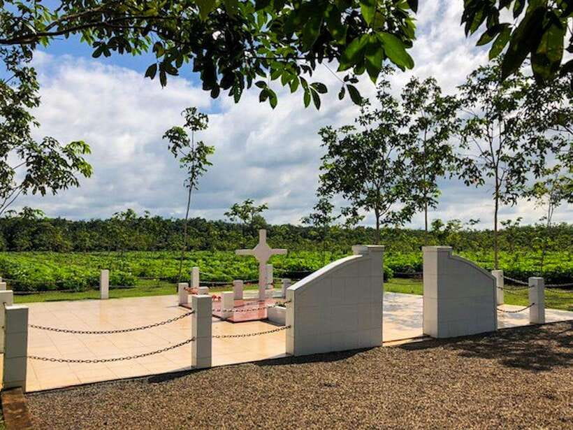 Ho Chi Minh City: Full Long Tan Battlefield Tour - Núi Đất Hill and the 1ATF Base Area: Connecting Terrain to the Battle