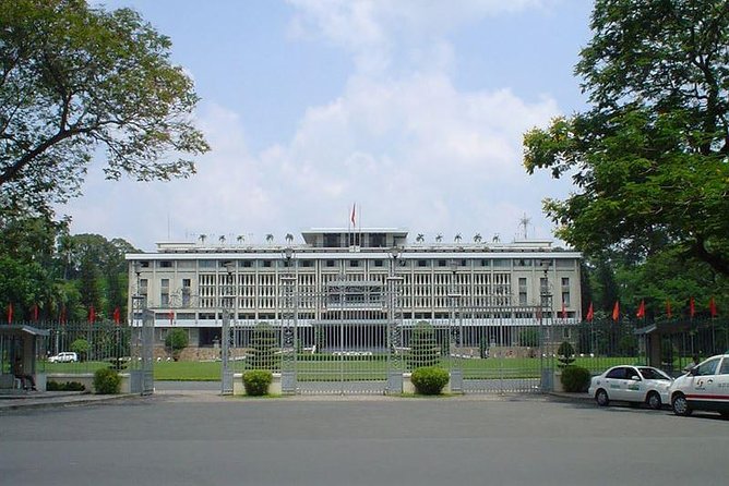 Ho Chi Minh City Half Day Afternoon - 6 Major Attractions - War Remnants Museum: Saigon’s Hardest Start