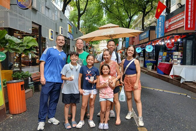 Ho Chi Minh City: Highlights & Hidden Gems - Free Walking Tour - First minutes: where the tour actually begins and how to get value