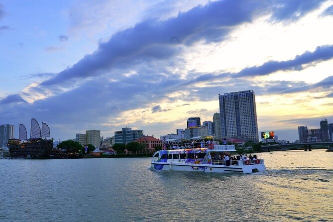 Ho Chi Minh City Lively Saigon River Sightseeing Cruise - Stop 1: Bến Nhà Rồng and the Ho Chi Minh Museum area