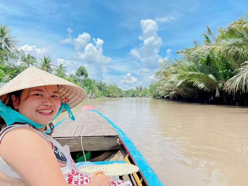 Ho Chi Minh City: Mekong Delta Tour with Sampan Journey - Vinh Trang Pagoda in My Tho: a calm cultural reset