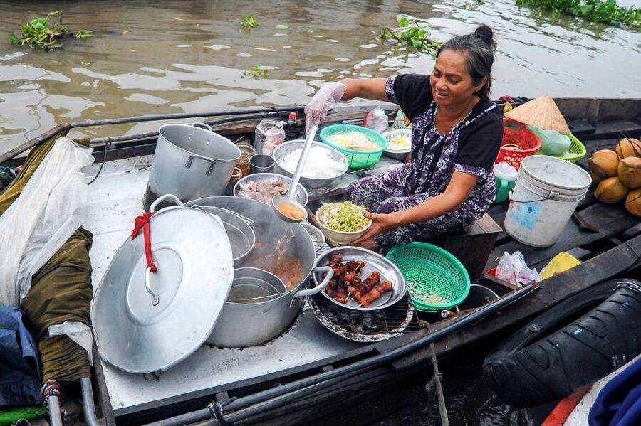 Ho Chi Minh City: Mekong River Delta Day Trip with Boat Trip - Kimmy Chocolatier factory: a sweet side of the delta