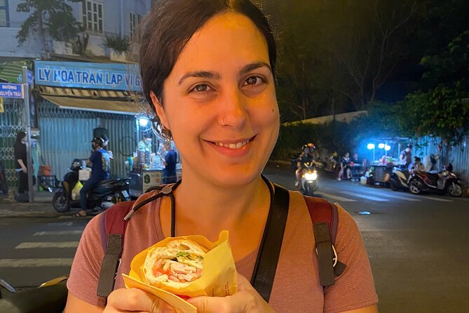 Ho Chi Minh city: Michelin-Recognized Food Tour with Local Expert - Stop 3: Bánh Xèo 46A, Crispy Pancakes Done Right
