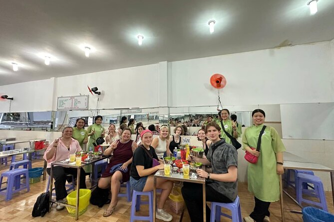 Ho Chi Minh City: Motorbike Street Food Tour with 12 Tastings - Stop-by-stop: noodles, bánh mì, sweets, and drinks in five focused hits