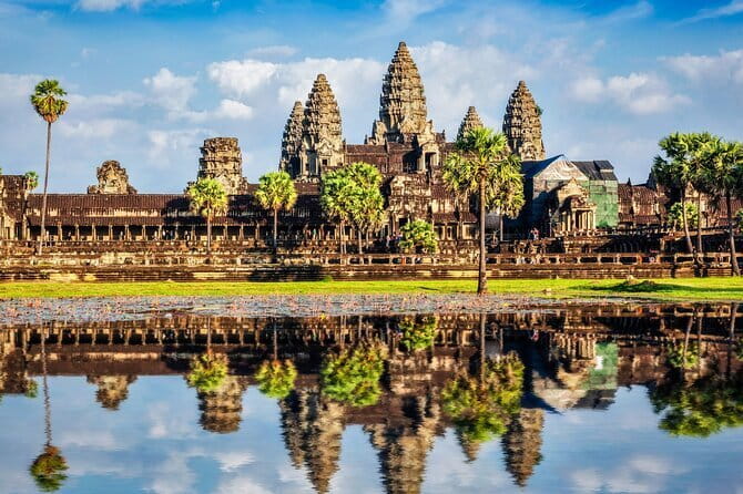 Ho Chi Minh City Private City Tour – History, Culture, Local Life - The Thích Quảng Đức Monument: Short Stop, Big Meaning
