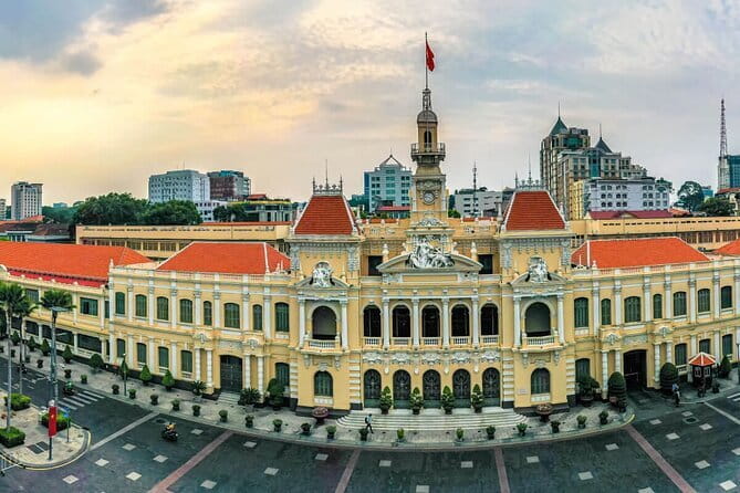 Ho Chi Minh City Private City Tour – History, Culture, Local Life - Chùa Vạn Phát in Chinatown: Spiritual Traditions and Chinese Cultural Influence