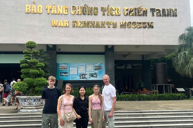 Ho Chi Minh city private tour guide - Independence Palace and Saigon’s Iconic Political Past