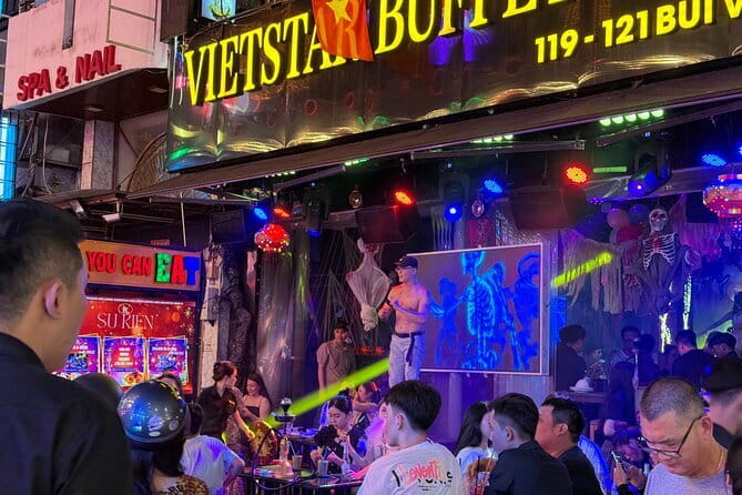 Ho Chi Minh City Private Tour with Young Local Female Guide - Why this private format works in Ho Chi Minh City