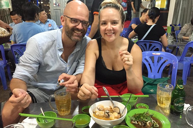 Ho Chi Minh City’s most delicious street food tour by motorbike - Stop 2 in Bình Thạnh: the street-food playground for variety