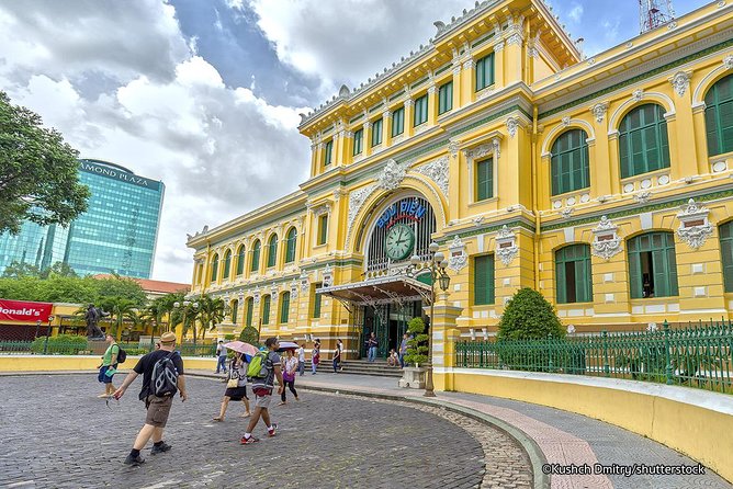 Ho Chi Minh City Saigon and Cu Chi Tunnels Private Tour Full Day - Lunch Break at Ben Nay Riverside: Food With a View of Real Life