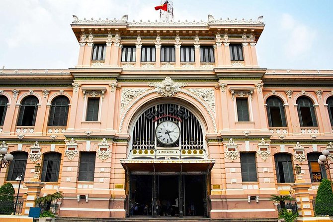 Ho Chi Minh City: War Remnants Museum & Ben Thanh Market - Independence Palace: from Norodom Palace to a 1975 turning point