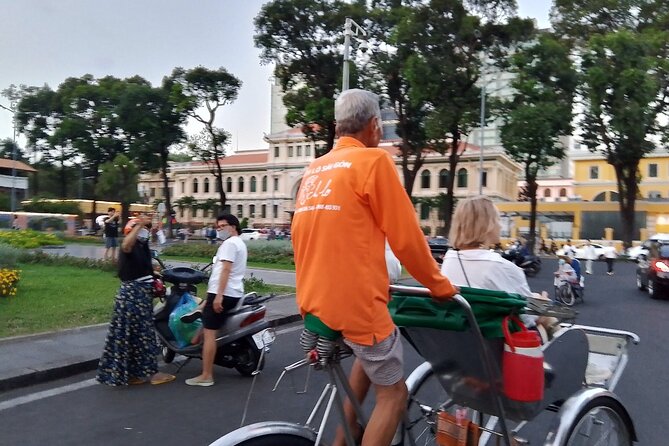Ho Chi Minh City with Street Food Tour by Cyclo - Guides and pacing: why names like Linh, Hero, Quinn, and Jonathan keep coming up