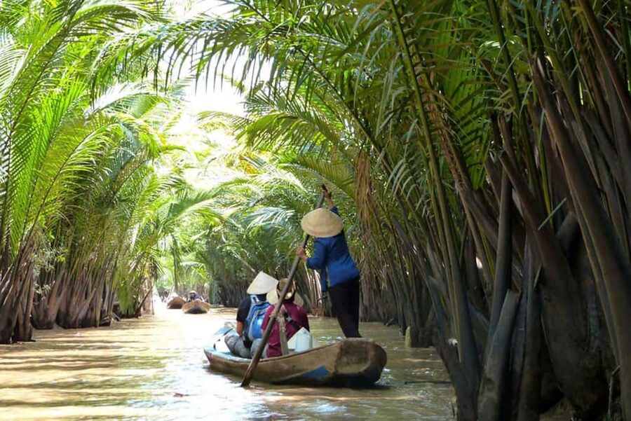 Ho Chi Minh Daily Tour: Full Day Mekong Delta (Private tour) - Horse cart and sampan cruising: old-meets-everyday motion