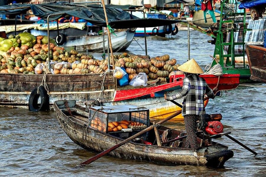 Ho Chi Minh: Group Cai Rang Floating Market 1 Day Tour - Practical tips for a smoother day on boats and on the islet