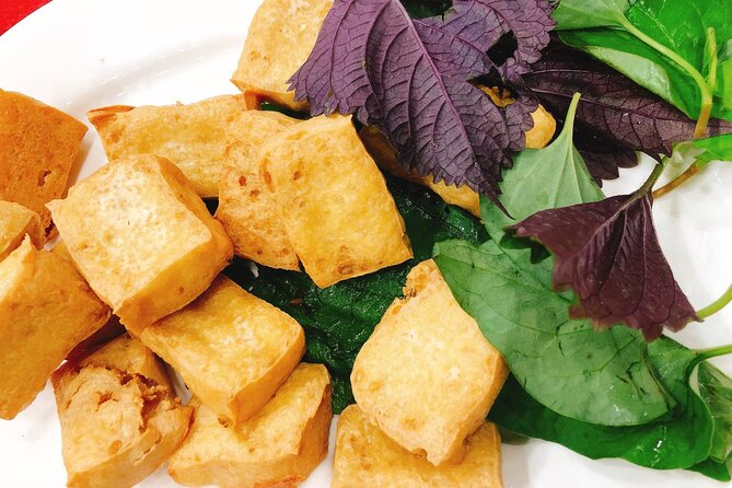 Ho Chi Minh Nightlife & Street Food Tour By Motorbike - Ho Thi Ky Flower Market: photos first, then snack time