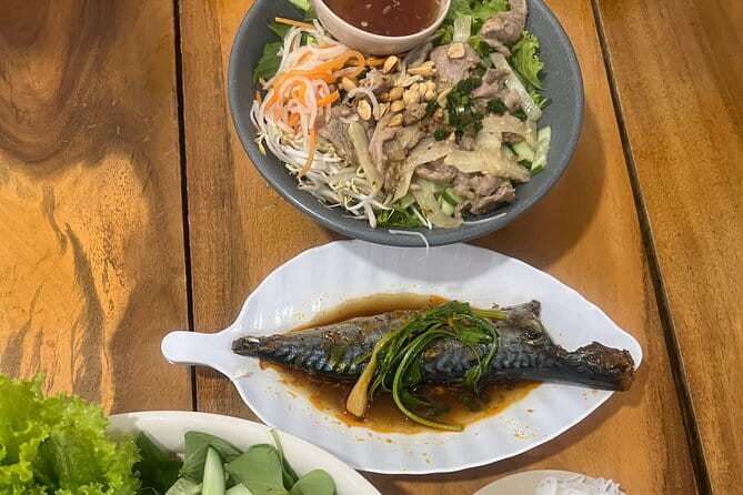 Ho Chi Minh Street Food & City Sights with Local Female Guide - Two and a half hours of street food, guided like a local
