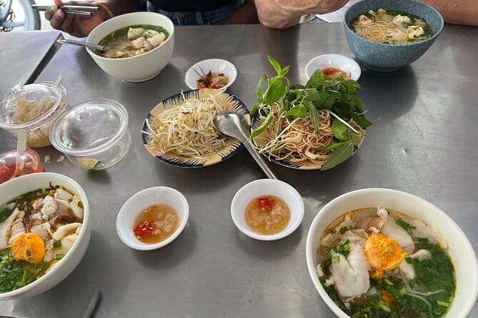 Ho Chi Minh Street Food & City Sights with Local Female Guide - Landmark passes that actually help you navigate Saigon