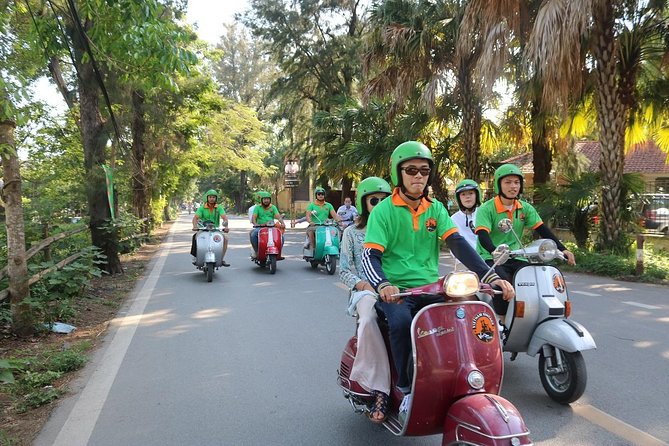Ho Chi Minh Vespa City Tour 4,5 hours - Quick hits before you go