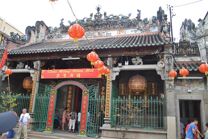 Individual Saigon city tour as a private tour - How the guide’s German and friendly style changes the day