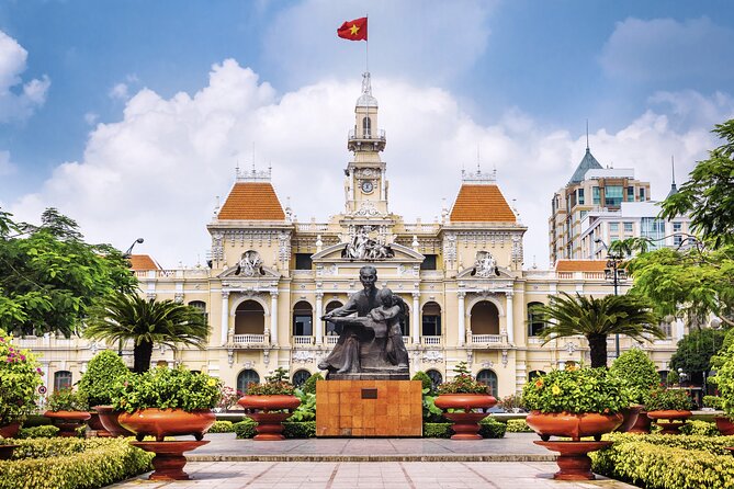 Layover Tour in Ho Chi Minh - Notre Dame Cathedral, Central Post Office, and the French colonial core