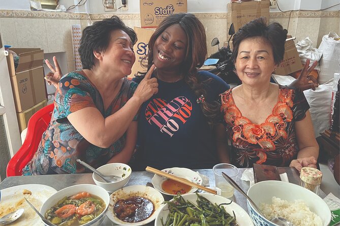 Local Cooking Class At Auntie's Home - Hậu Giang wet market: bartering, food sourcing, and real routine