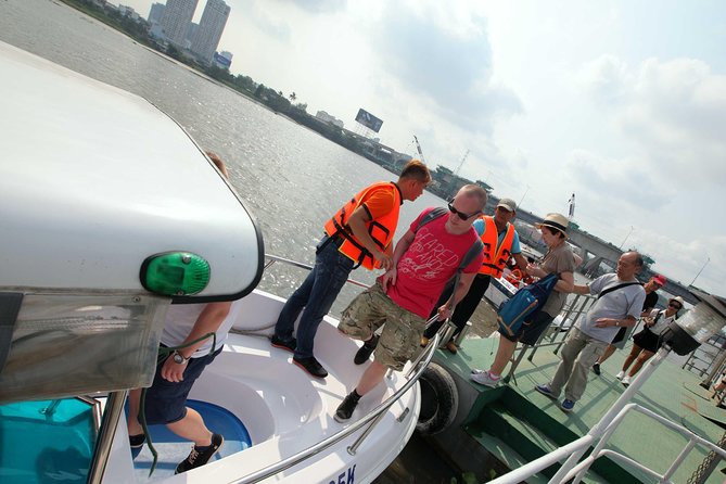 Luxury Speedboat 2 Ways from Ho Chi Minh city to Cu Chi Tunnels - Cassava time: a small food break with big context
