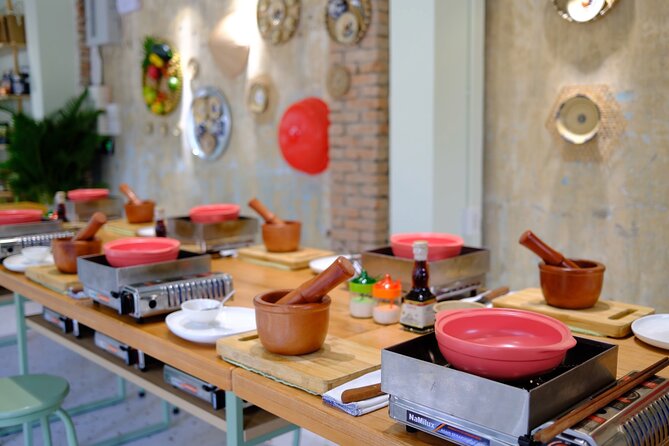 M.O.M Cooking Class in Saigon - Ben Thanh Market kickoff, then studio cooking in the morning