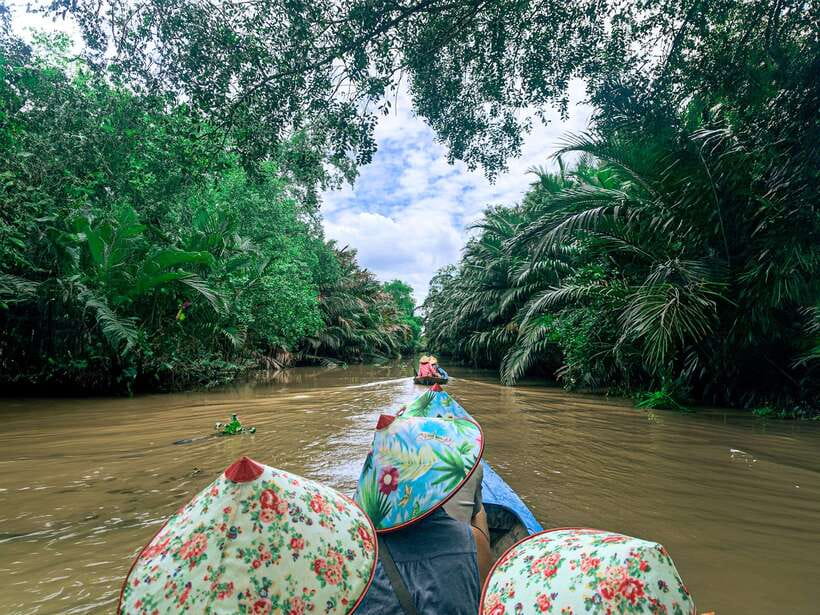 Mekong Delta 'Lesser-Known' My Tho & Ben Tre 1-Day Tour - Vinh Trang Pagoda: a quick stop that actually has guidance