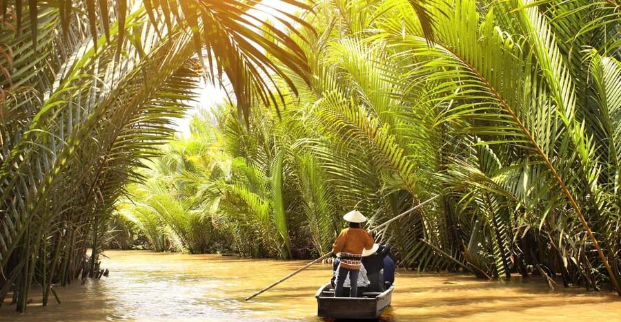 MeKong Delta Tour 1 Day - Lunch and free time in the afternoon: crocodile fishing, monkey bridge, hammocks, cycling