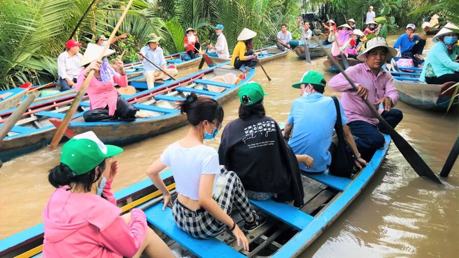 Mekong Delta Tour 2-Day (SaDec – Can Tho - My Tho - Ben Tre) - Factories, Phoenix Island, and Unicorn Island: delta life beyond the market