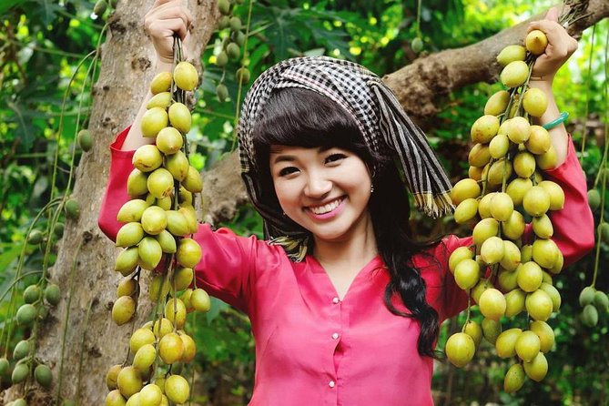 Mekong Delta Tour Full Day Cai Be-Vinh Long - The guide and pacing: why Thang’s name came up
