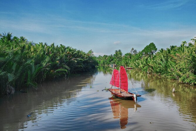 Mekong Zigzag Full Day tour: Scooter, Sailboat, Food (HCM-BenTre) - Ben Tre Markets by Scooter or Tuktuk, More Than Shopping