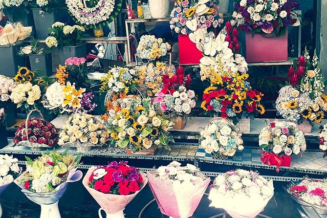 Morning Saigon Unseen+Street Food Tour with Ao Dai Riders Option - Small Alleys, District Life, and the Secret Basement on Nguyen Dinh Chieu