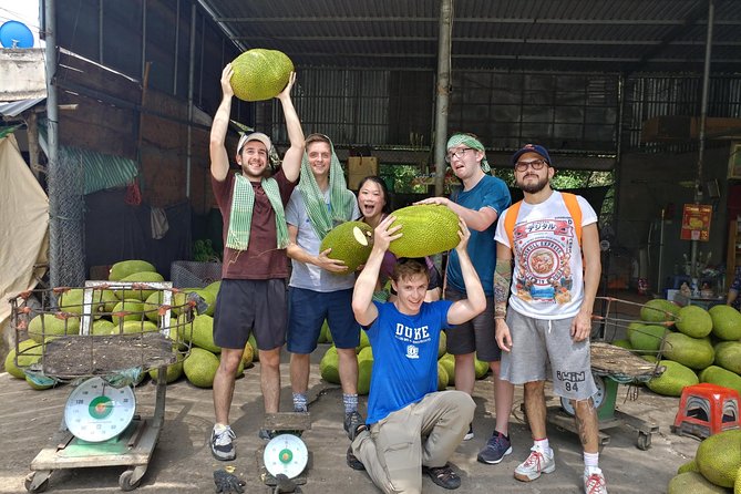 Off The Beaten Track The Mekong By Bike,boat & Kayak Day Trip - Cai Be Floating Market: short boat time and real fruit breaks