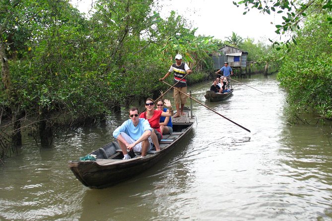 Private 2-Day Tour: Ho Chi Minh City to Cambodia by Mekong River - Day 2 upstream cruise toward Cambodia and the visa handoff