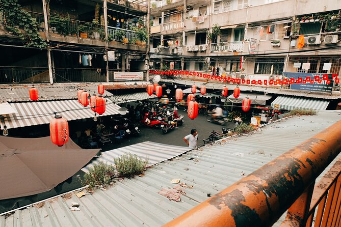 Private and Exclusive Hidden Gems and All Highlights - Six hours, flexible stops, and the kind of walking Saigon demands