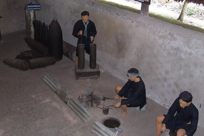 Private Cu Chi Tunnels & Ho Chi Minh City Full-Day Tour - Saigon Central Post Office: Colonial Design You Can Read Like a Map