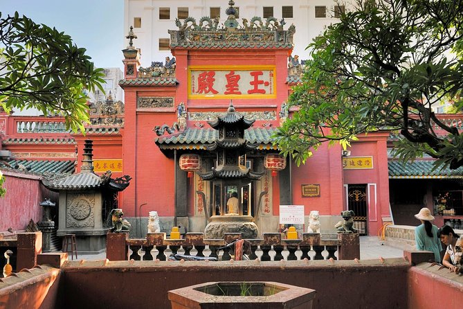 Private Ho Chi Minh City Tour - Lunch at a Vietnamese restaurant: how it keeps the day pleasant
