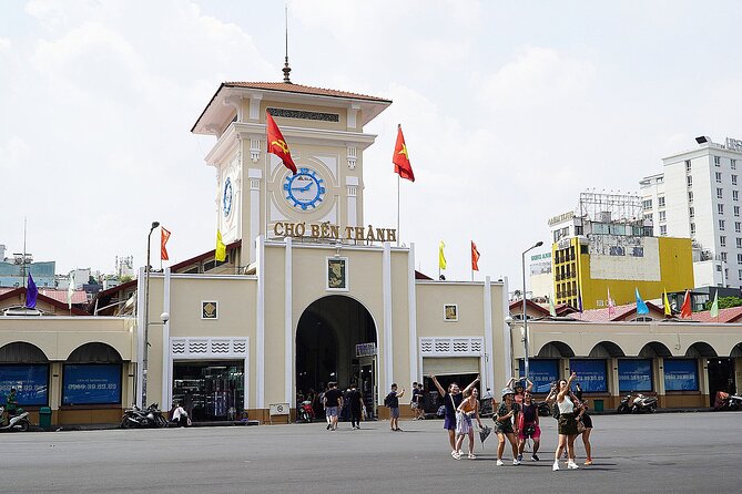 Private Ho Chi Minh City Tour for Cruise Passengers - Lunch in the schedule, with a vegetarian option