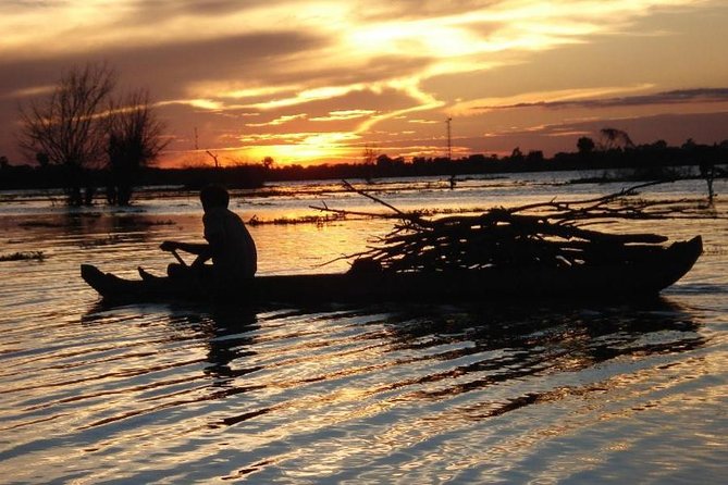 PRIVATE Luxury Sunset Mekong Afternoon trip from HCM city - Vietnamese BBQ dinner: a satisfying finish after the countryside