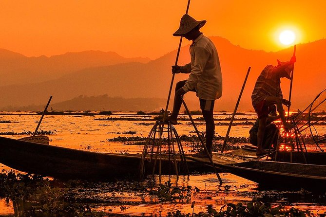 PRIVATE Luxury Sunset Mekong AFTERNOON TRIP with BBQ DINNER & COOK CLASS - Coconut candy village and workshop: sweet, practical craft