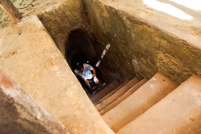 PRIVATE The Tunnels Of Cu Chi Half day tour - The 8:00am start and the drive that sets the tone