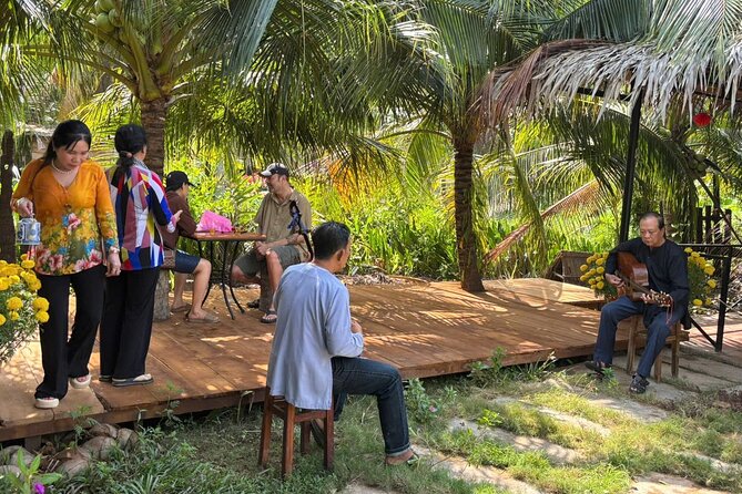 Private tour: Explore the authentic rural life in Ben Tre - The boat plan: from small rivers to the quiet canal-by-rowing feel