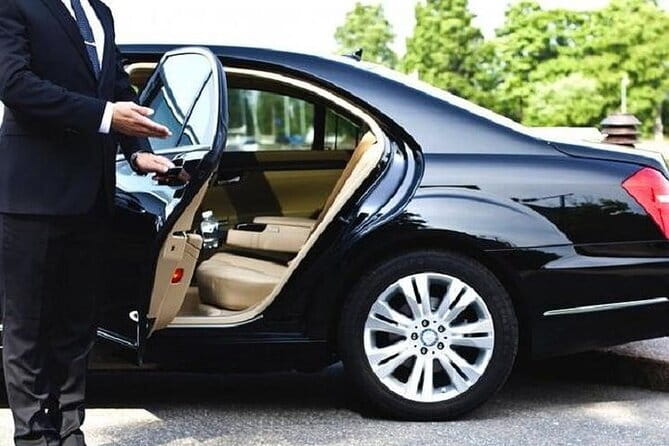 Private Transfer : Ho Chi Minh / HCM Airport To Ho Tram /Vung Tau - The halfway comfort stop that makes the ride easier