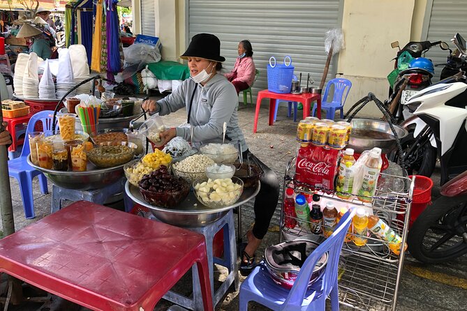 Ride Saigon: Private Half-Day Motorbike Adventure - Chua Vinh Nghiem and a final look toward the Saigon River area