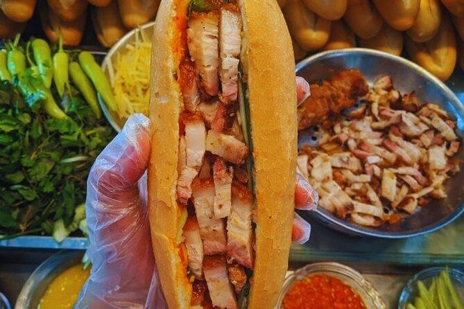 Saigon Authentic Food Walking Tour with Less Tourist People - A 6:00 pm Saigon food walk that avoids the usual crowd