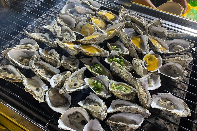 Saigon Authentic Food Walking Tour with Less Tourist People - What to wear and bring for a market-and-street evening