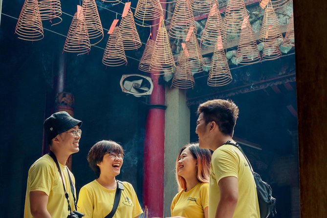 Saigon Backstreets City Tour on Scooter including Food - Meeting up and scooter basics: your comfort plan before the traffic
