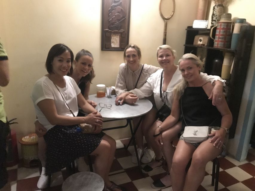 Saigon: Day-Night Sights & Local Food Tour l Female Option - Nguyen Trai Street Shopping Time and Night Views at Nguyen Van Cu Bridge